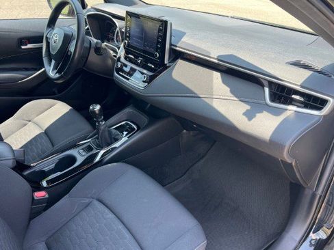 Used 2019 Toyota Corolla SE w/ Body Protection Package FWD image 7