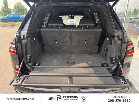 Used 2025 BMW X7 xDrive40i w/ M Sport Package AWD/4WD image 10