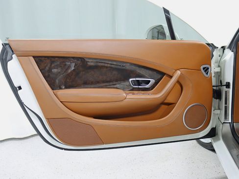 Used 2012 Bentley Continental GT AWD/4WD image 28
