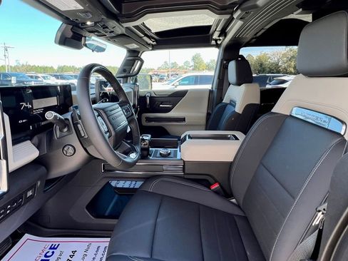New 2026 GMC Hummer EV 4x4 Crew Cab image 8