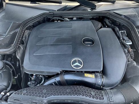 Used 2020 Mercedes-Benz C 300 Sedan w/ Premium Package image 28