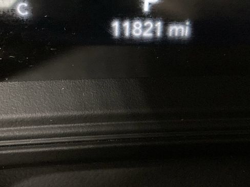 Used 2024 Jeep Wrangler Sport S image 11