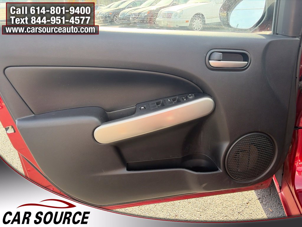 Used 2014 MAZDA MAZDA2 Sport FWD image 13