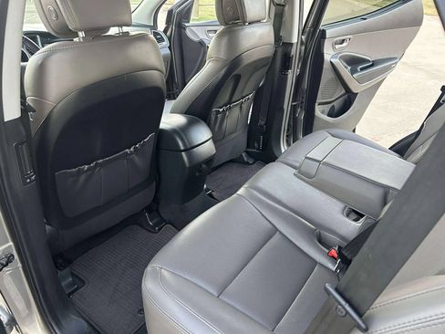 Used 2017 Hyundai Santa Fe Sport FWD image 25