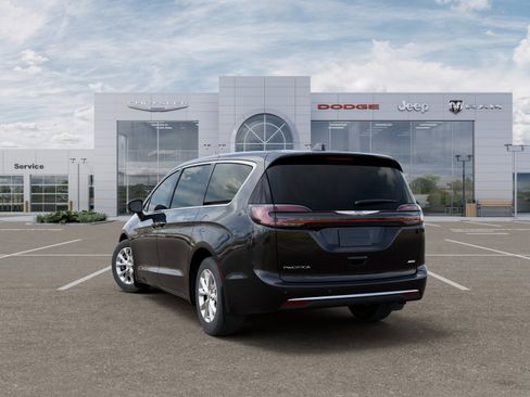 New 2026 Chrysler Pacifica Select image 19