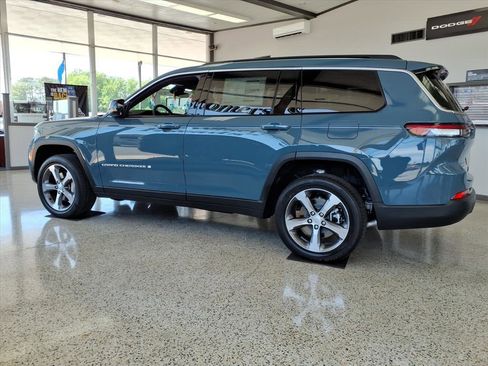 New 2026 Jeep Grand Cherokee L Limited AWD/4WD image 3