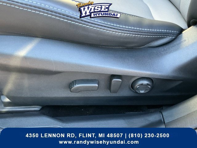 Used 2024 Subaru Outback Limited AWD/4WD image 14