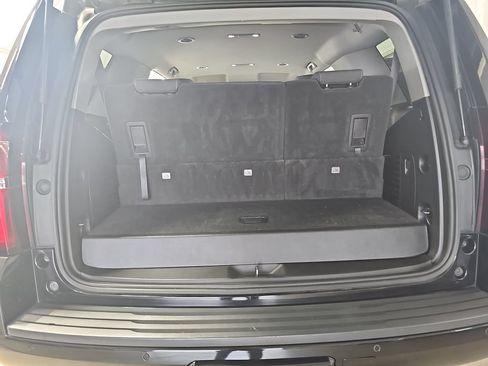 Certified 2019 Chevrolet Tahoe LS w/ Enhanced Driver Alert Package AWD/4WD image 17