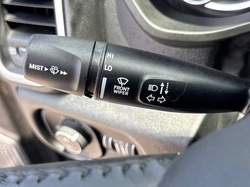 Used 2022 RAM 1500 Laramie AWD/4WD image 45