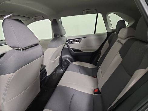 Used 2025 Toyota RAV4 XLE image 15