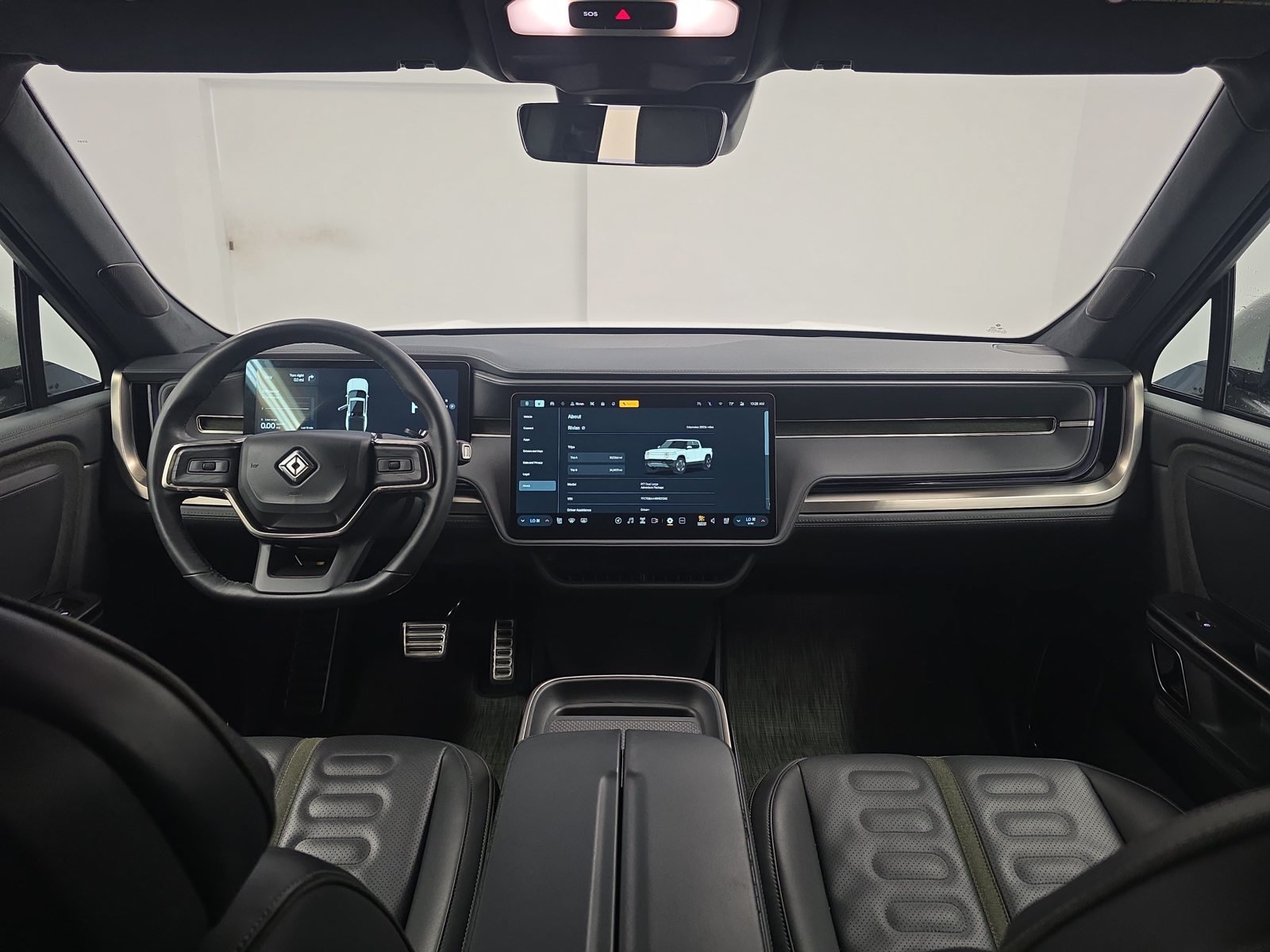 Used 2024 Rivian R1T Adventure Dual AWD/4WD image 25