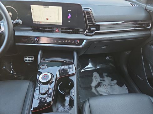 Certified 2024 Kia Sportage X-Line Prestige image 17