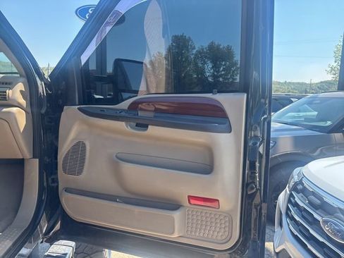Used 2005 Ford F350 4x4 Crew Cab Super Duty image 23