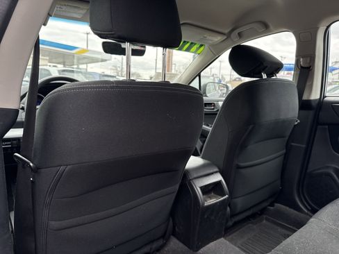 Used 2019 Subaru Outback 2.5i image 13