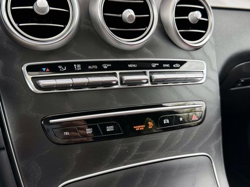 Used 2022 Mercedes-Benz GLC 300 4MATIC Coupe image 30