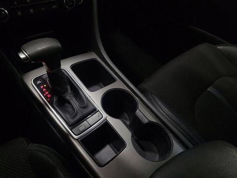 Used 2019 Kia Optima S w/ S Panoramic Sunroof Package image 26