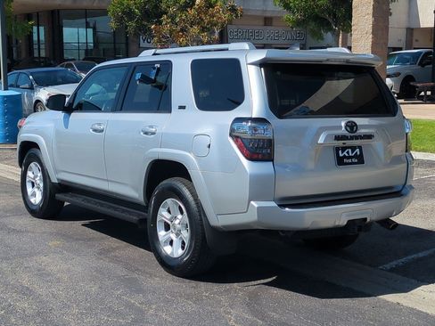 Used 2016 Toyota 4Runner SR5 Premium RWD image 8