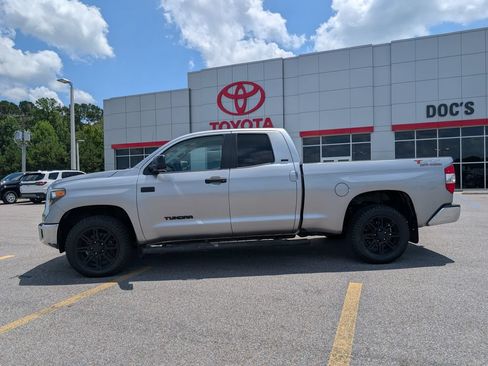 Used 2019 Toyota Tundra SR5 w/ SR5 Upgrade Package AWD/4WD image 4
