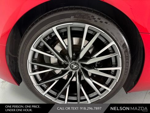 Used 2025 Lexus LC 500 Coupe w/ Dynamic Handling Package RWD image 13