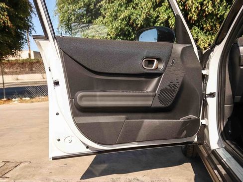 New 2026 MINI Cooper 4-Door Hardtop FWD image 22