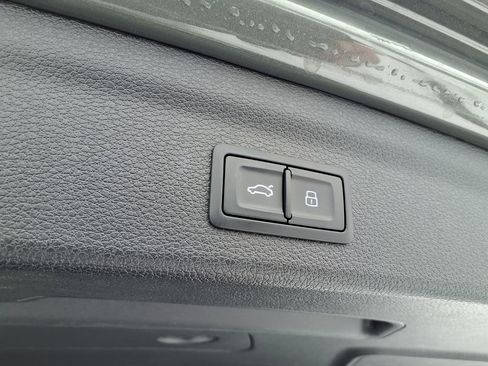 Used 2025 Audi Q3 2.0T Premium Plus image 6