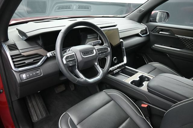 Used 2024 GMC Acadia Denali AWD/4WD image 11