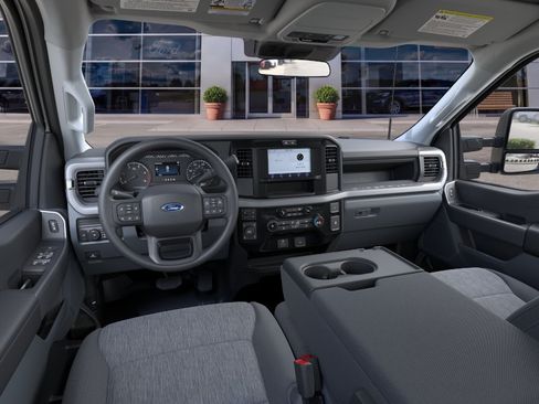 New 2026 Ford F250 XL w/ STX Appearance Package AWD/4WD image 9