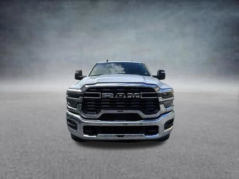 Certified 2026 RAM 2500 Big Horn AWD/4WD image 2