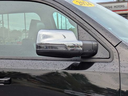 Used 2024 RAM 1500 Laramie RWD image 12