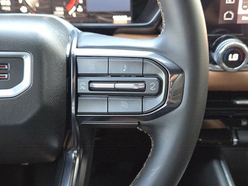 Used 2024 GMC Canyon AT4 w/ Canyon Safety Plus Package image 27