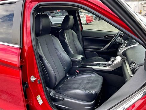 Used 2022 Mitsubishi Eclipse Cross SE image 7