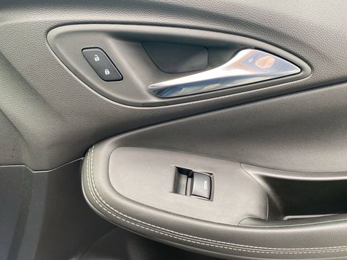 Used 2023 Buick Encore GX Preferred w/ Cold Weather Comfort Package image 10