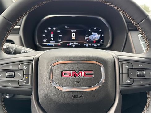 Used 2023 GMC Yukon XL AT4 image 37