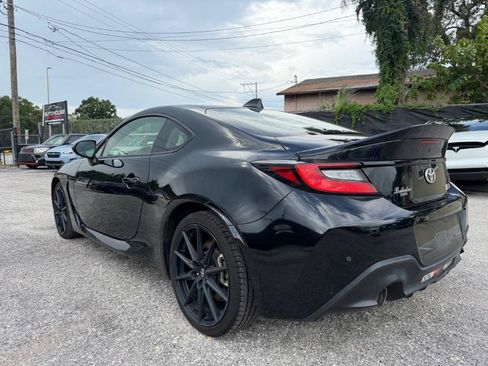 Used 2022 Toyota GR86 Premium RWD image 7