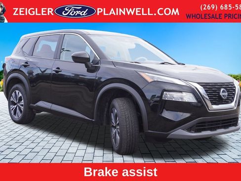 Used 2023 Nissan Rogue SV image 7