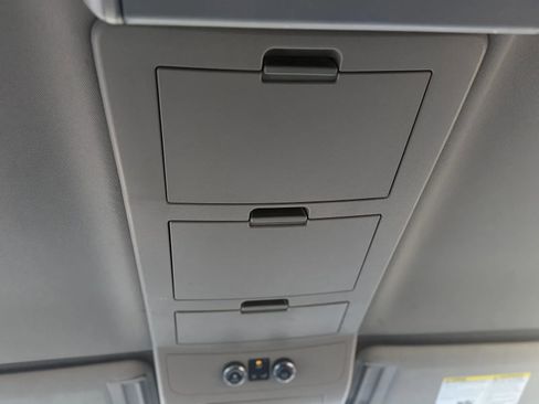 Used 2009 Nissan Armada SE image 35