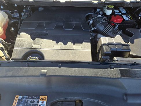 Used 2018 Ford Edge SEL w/ Equipment Group 201A image 30