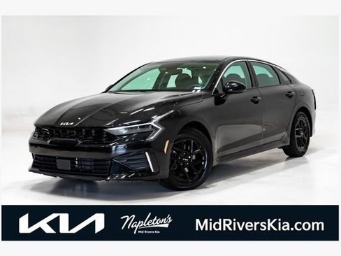 Used 2025 Kia K5 LXS image 1