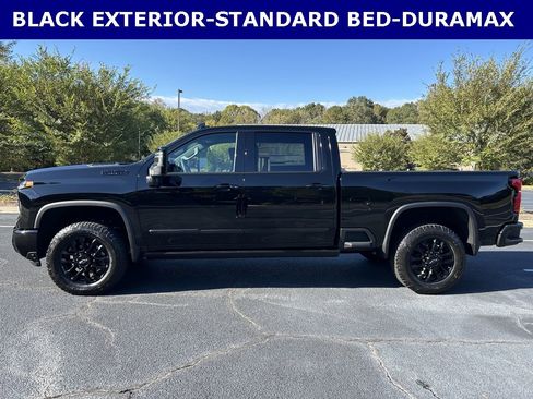 New 2026 Chevrolet Silverado 2500 High Country w/ Midnight Edition image 13