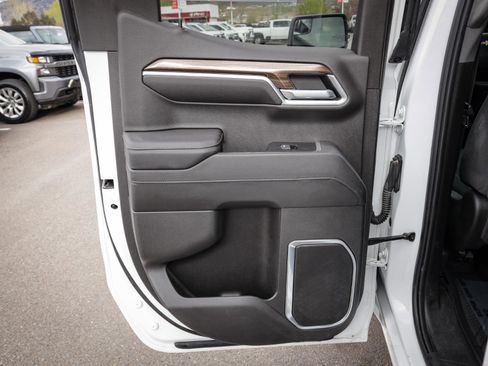 Used 2022 Chevrolet Silverado 1500 LT w/ Protection Package image 32