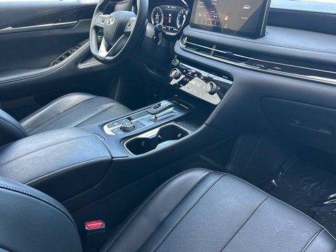 Certified 2025 INFINITI QX60 Sensory AWD/4WD image 19