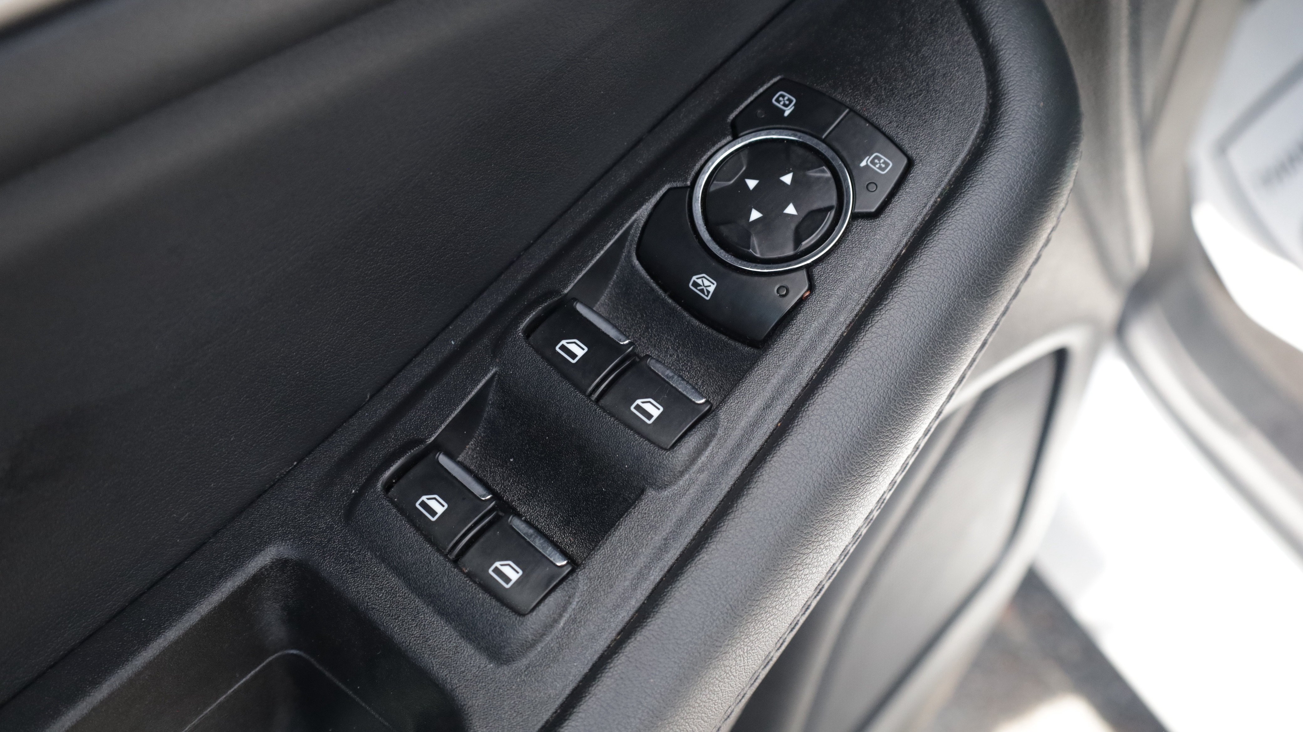 Used 2024 Ford Edge SEL AWD/4WD image 27