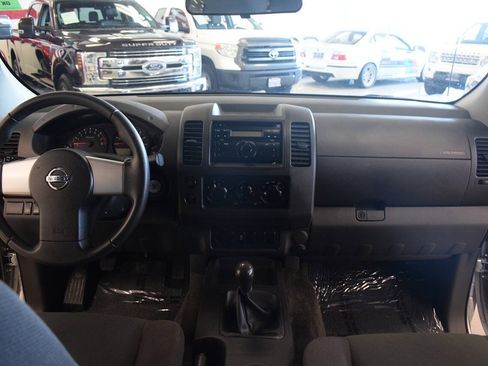 Used 2013 Nissan Frontier S w/ S Preferred Pkg RWD image 24