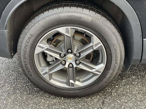 Used 2023 Chevrolet Blazer LT image 9