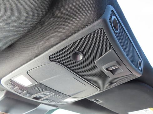 Used 2019 Ford F150 Lariat w/ Equipment Group 502A Luxury image 40