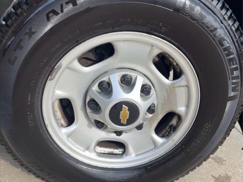 Used 2017 Chevrolet Silverado 2500 W/T w/ WT Convenience Package image 24