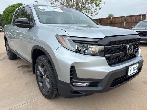 New 2026 Honda Ridgeline Sport image 2