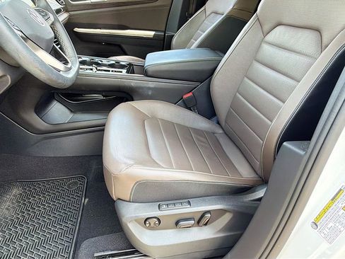 Used 2024 Volkswagen Atlas SEL AWD/4WD image 14