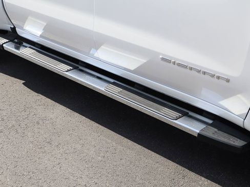 Certified 2023 GMC Sierra 1500 SLT w/ SLT Premium Package image 10