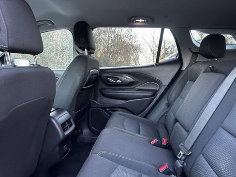 Used 2022 GMC Terrain SLE w/ Driver Convenience Package image 12